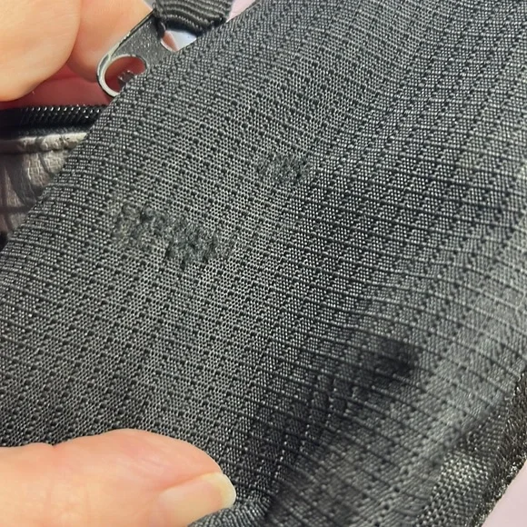 Sling Shoulder Backpack Bag Crossbody Triangle Pack Rucksack OS - Picture 14 of 14